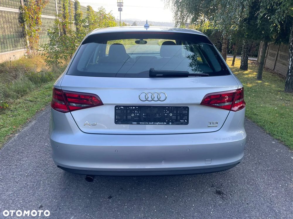Audi A3 1.6 TDI (clean diesel) S line Sportpaket - 6