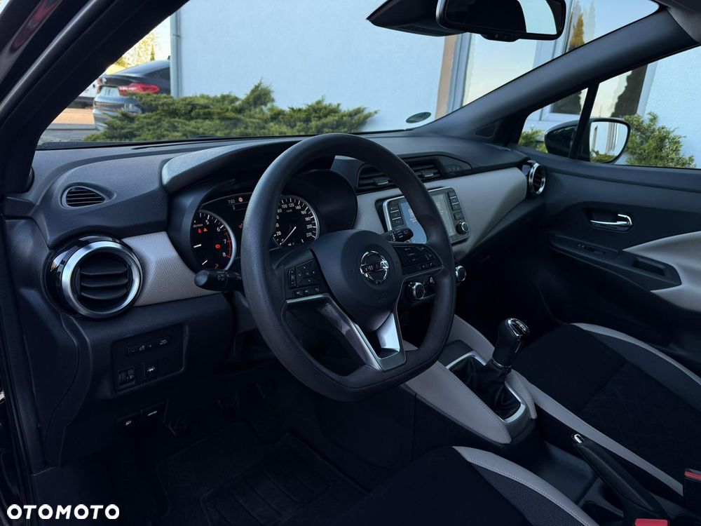 Nissan Micra 1.0 Visia Plus - 27