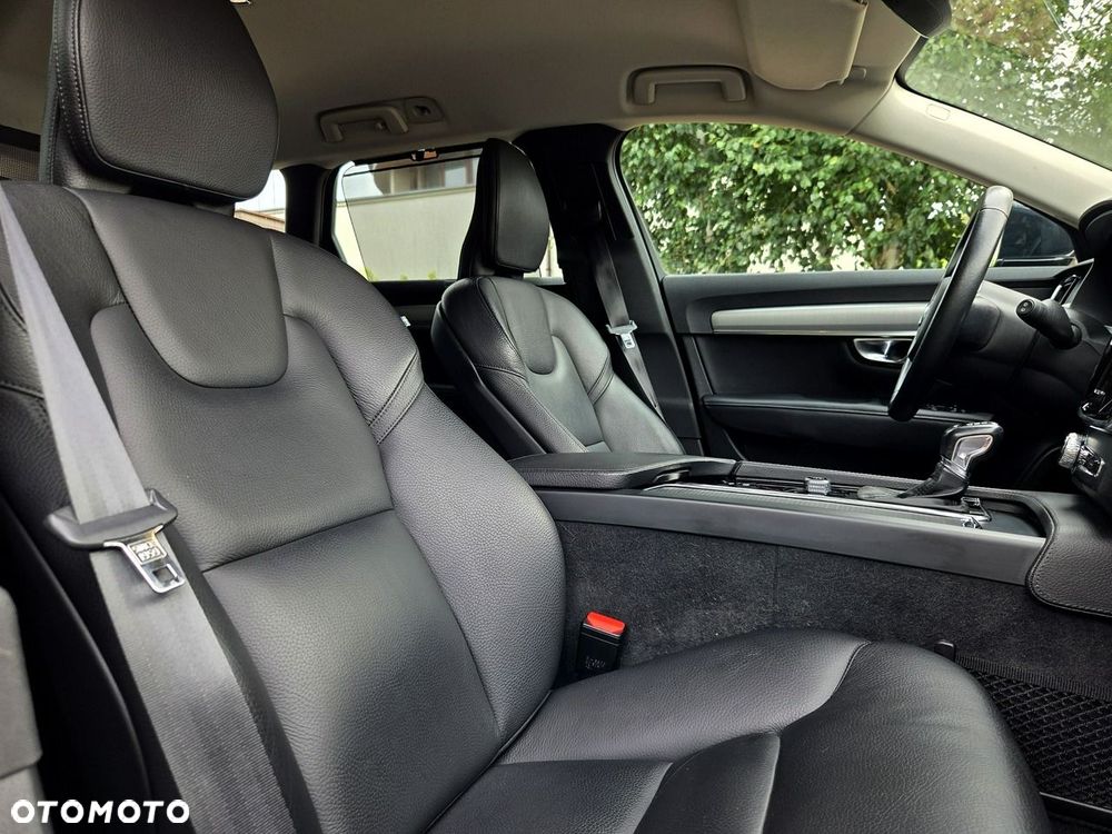 Volvo V90 D4 SCR Momentum - 7