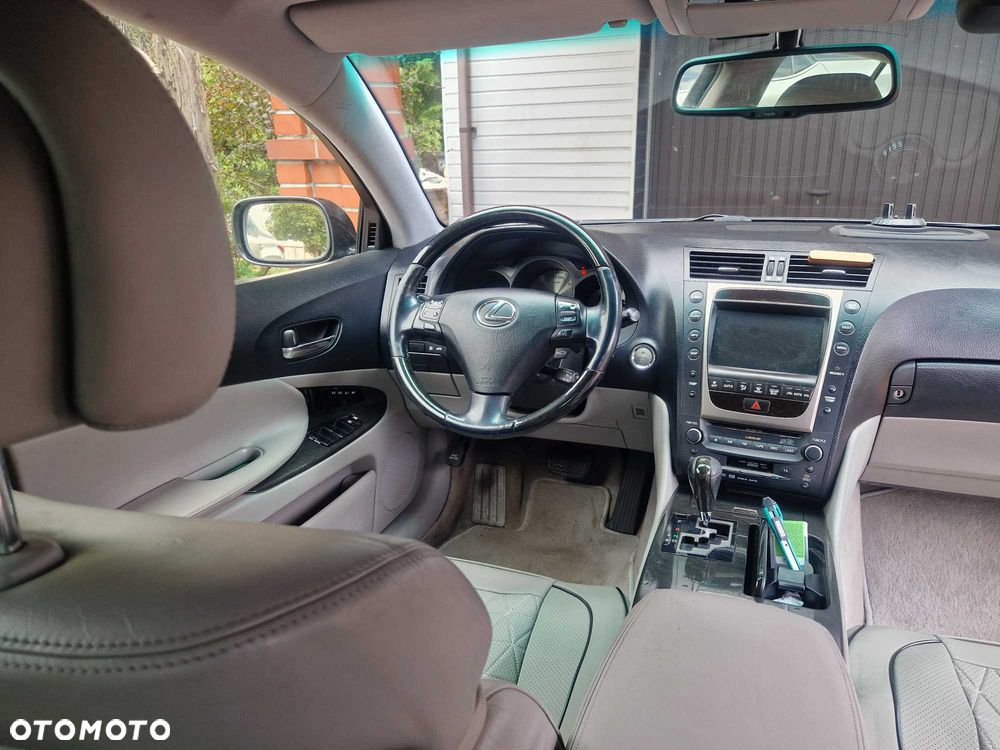 Lexus GS - 5