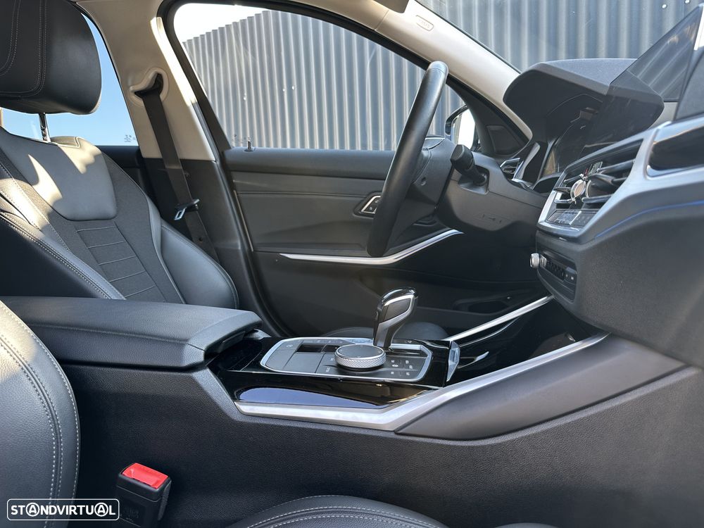 BMW 330 e Aut. Sport Line - 9