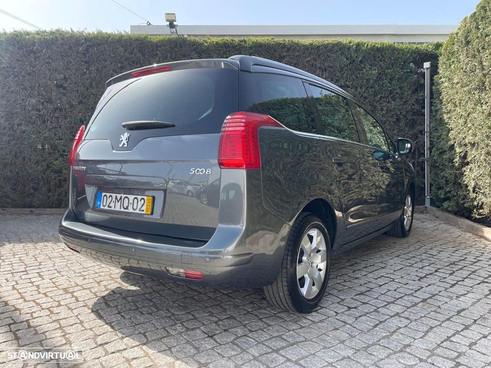 Peugeot 5008 1.6 E-HDi 7L Allure 2-Tronic - 4