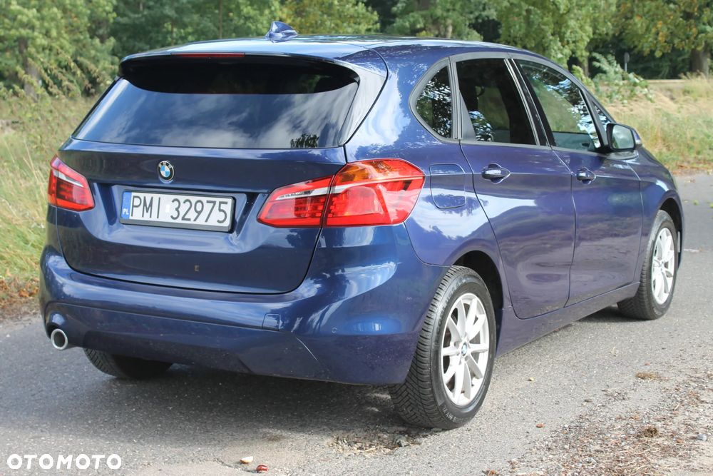 BMW Seria 2 216d - 13