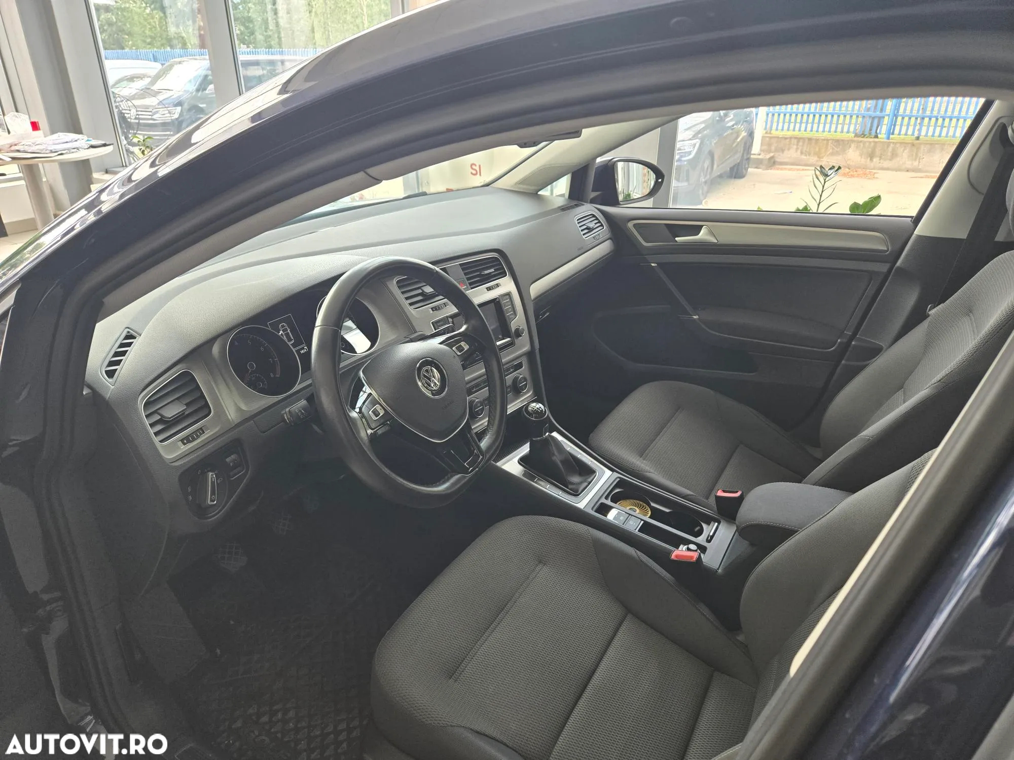 Volkswagen Golf 1.2 TSI BMT Comfortline - 5