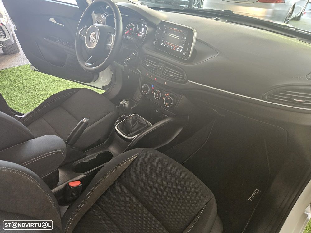Fiat Tipo 1.3 M-Jet Pop - 25