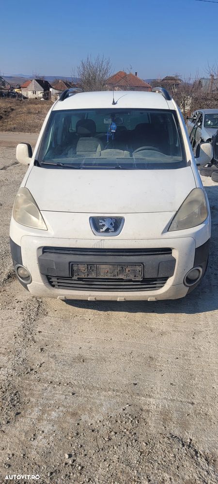 Dezmembrez peugeot partner tepee,1.6l 109cp - 1