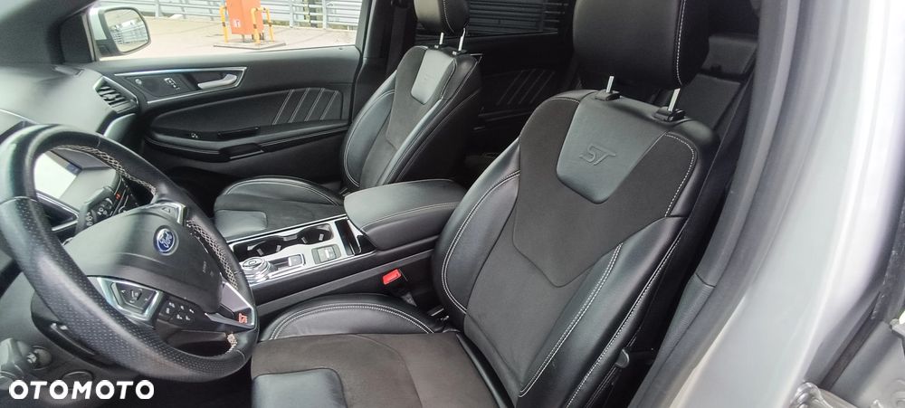 Ford Edge - 12