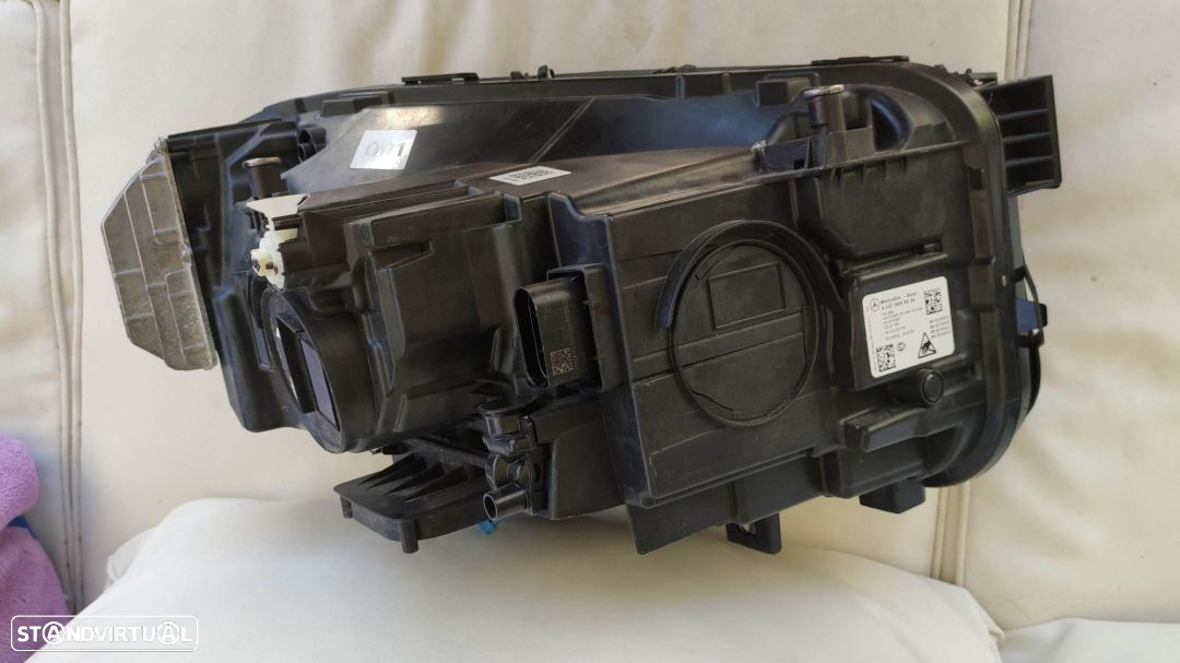 farol esquerdo full Led Multibeam Mercedes w247 GLB - 6