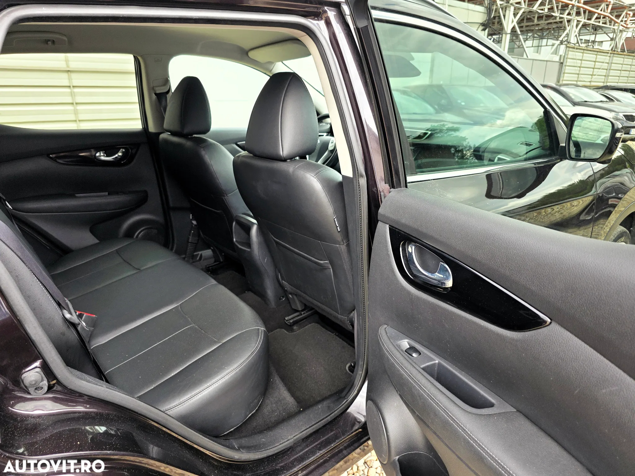 Nissan Qashqai 1.6 DCI Start/Stop Tekna - 16