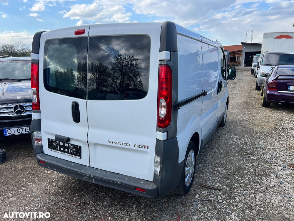 Opel Vivaro - 6