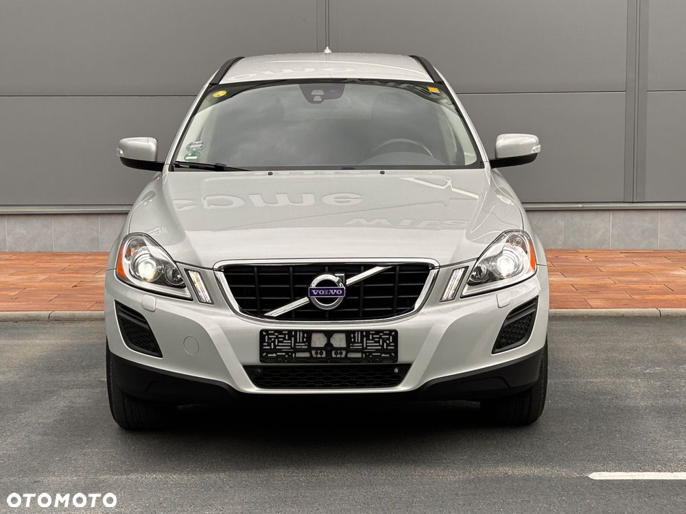 Volvo XC 60 D4 Geartronic Momentum - 2