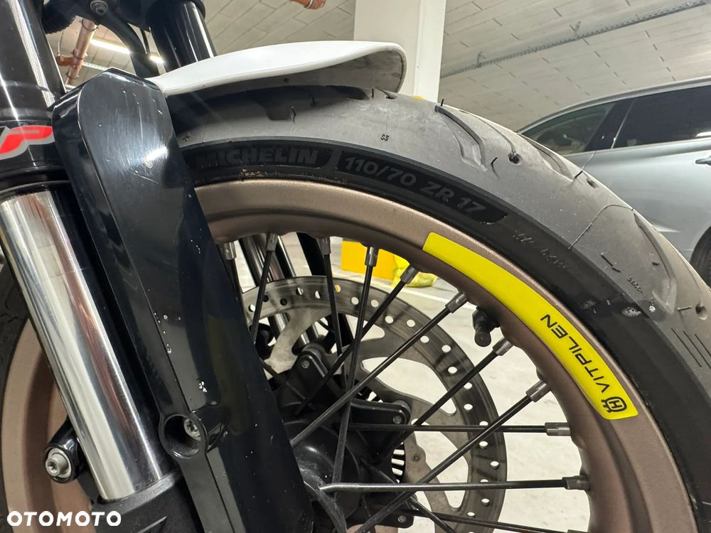 Husqvarna Vitpilen - 9