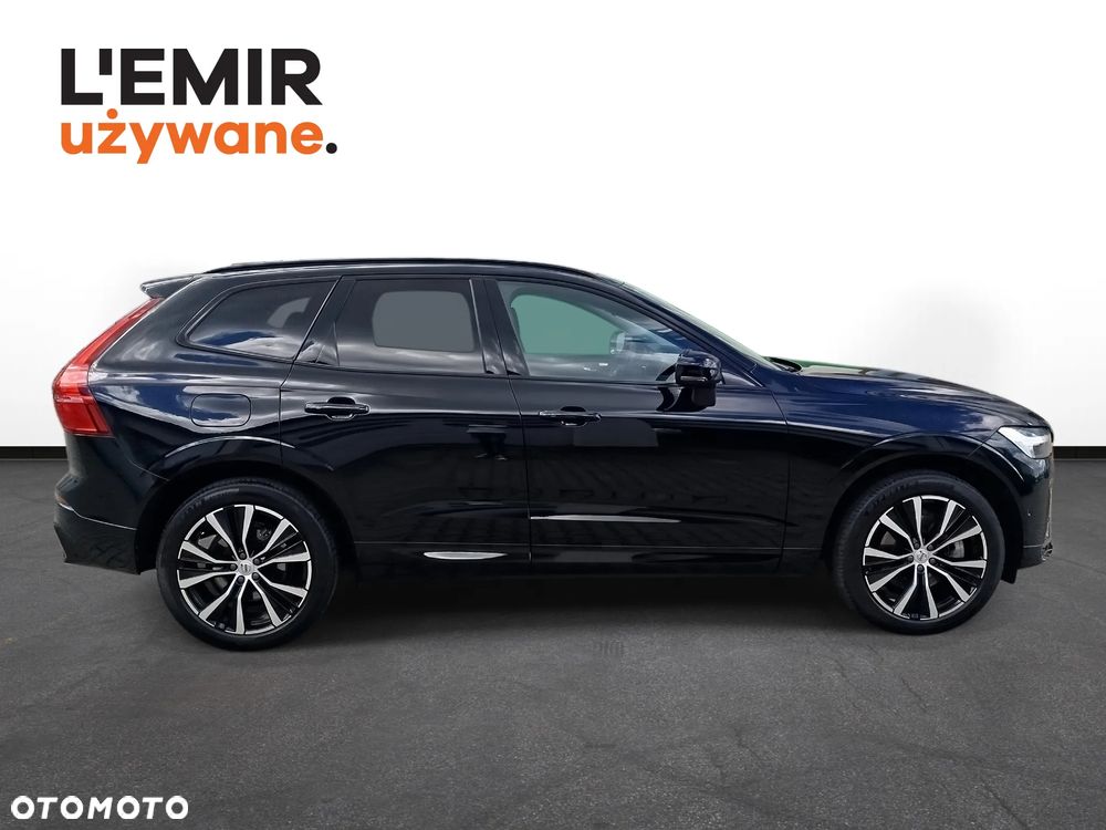 Volvo XC 60 B4 D AWD Plus Dark - 3