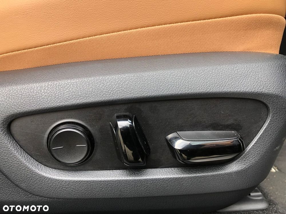 Lexus RX 450h+ Prestige - 35