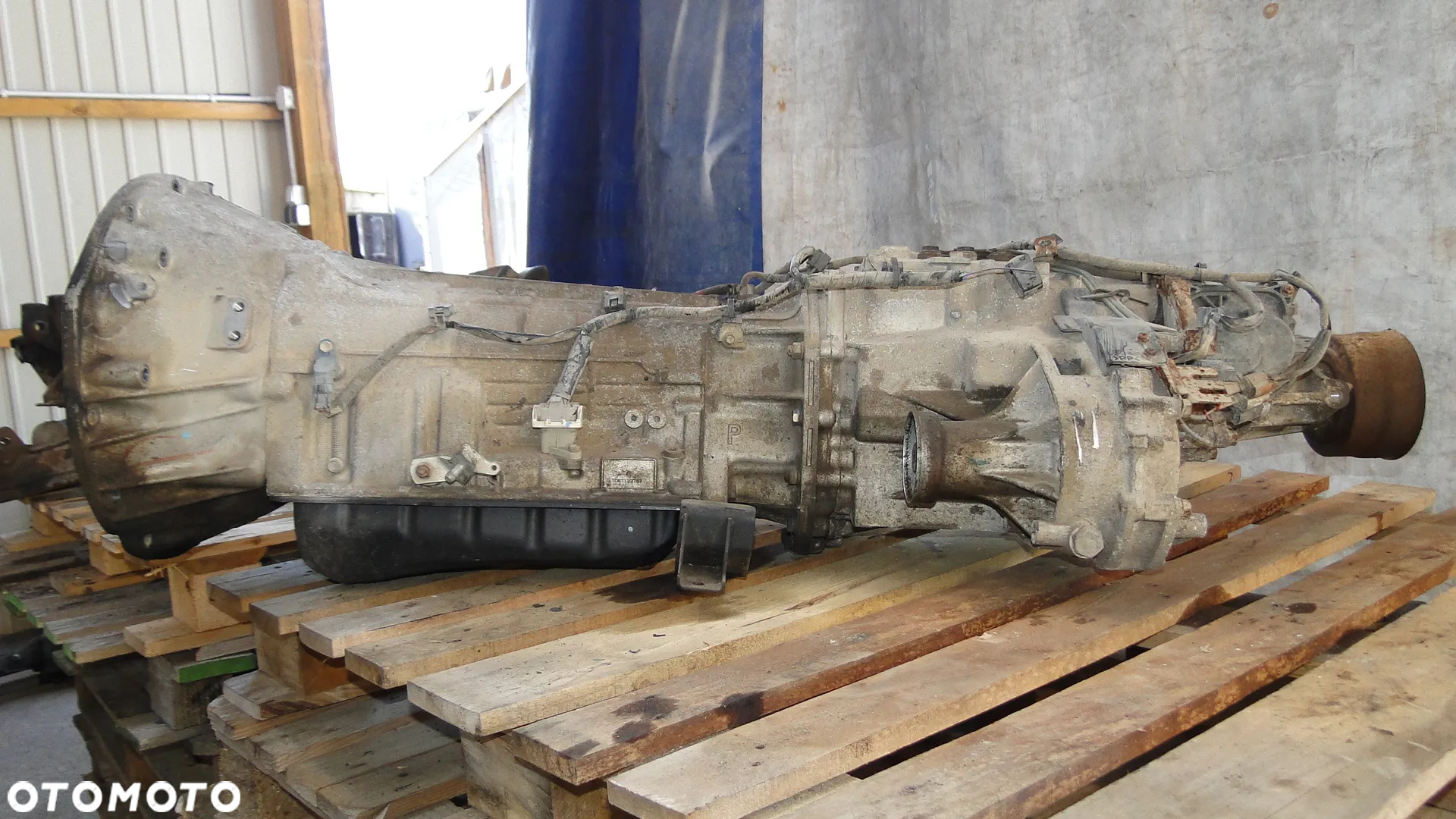 MITSUBISHI PAJERO IV 4 SKRZYNIA BIEGÓW REDUKTOR AUTOMAT 3.2DID EUROPA - 3