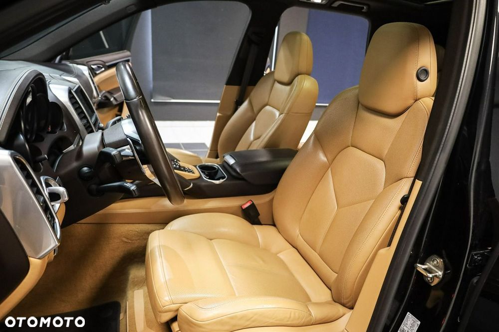 Porsche Cayenne S Diesel - 16