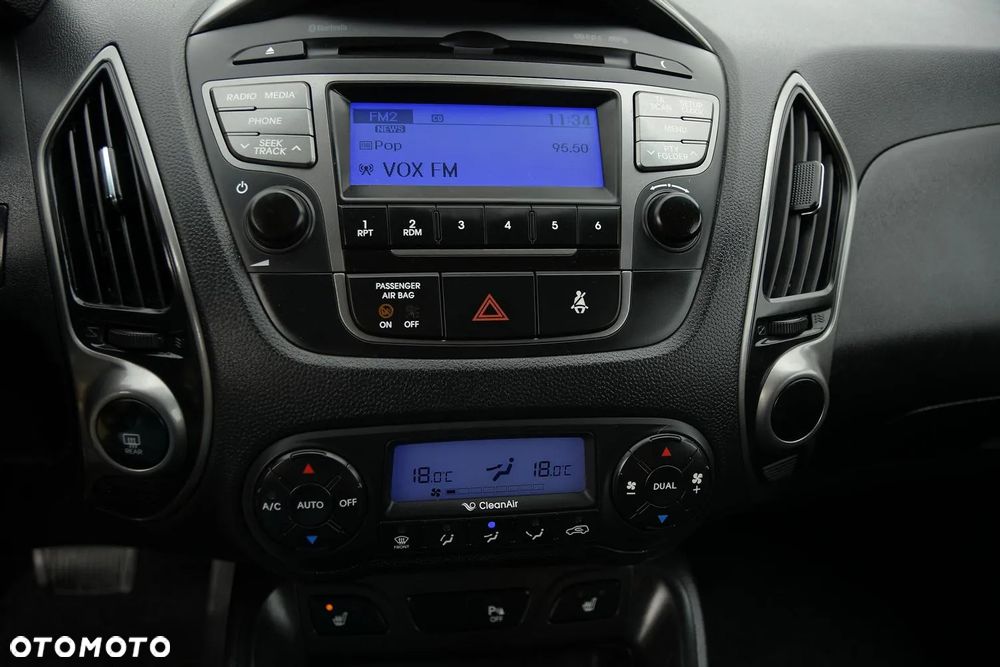 Hyundai ix35 2.0 CRDi 4WD Automatik Fifa World Cup Gold Edition - 30