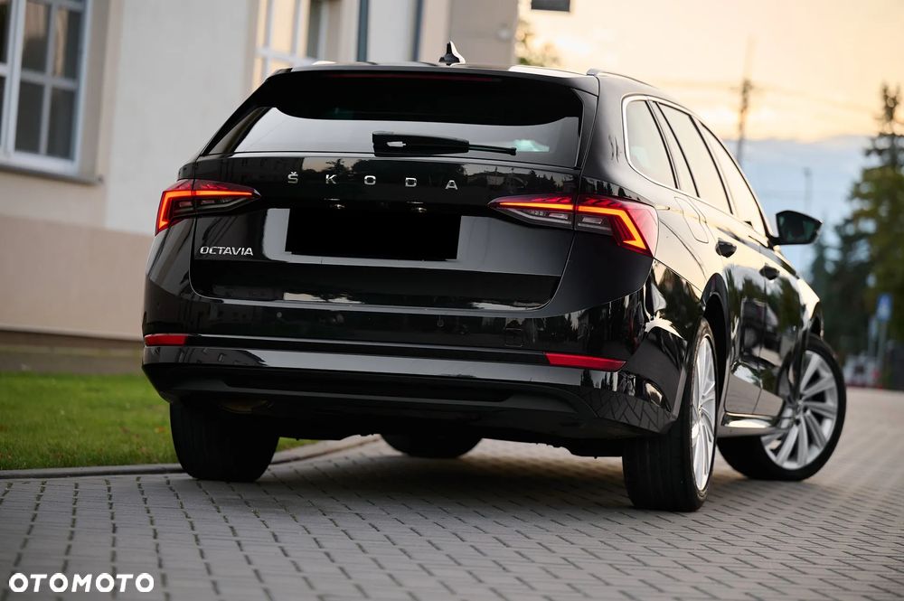 Skoda Octavia 2.0 TDI Style DSG - 2