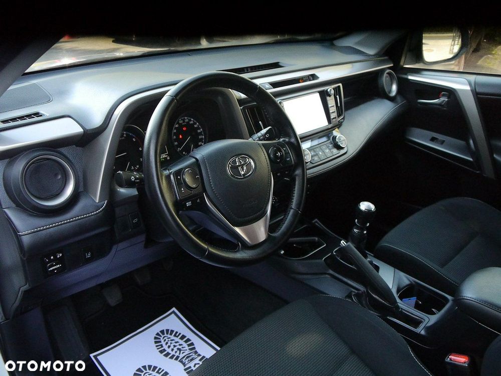 Toyota RAV4 2.0 D-4D Premium 4x2 - 8