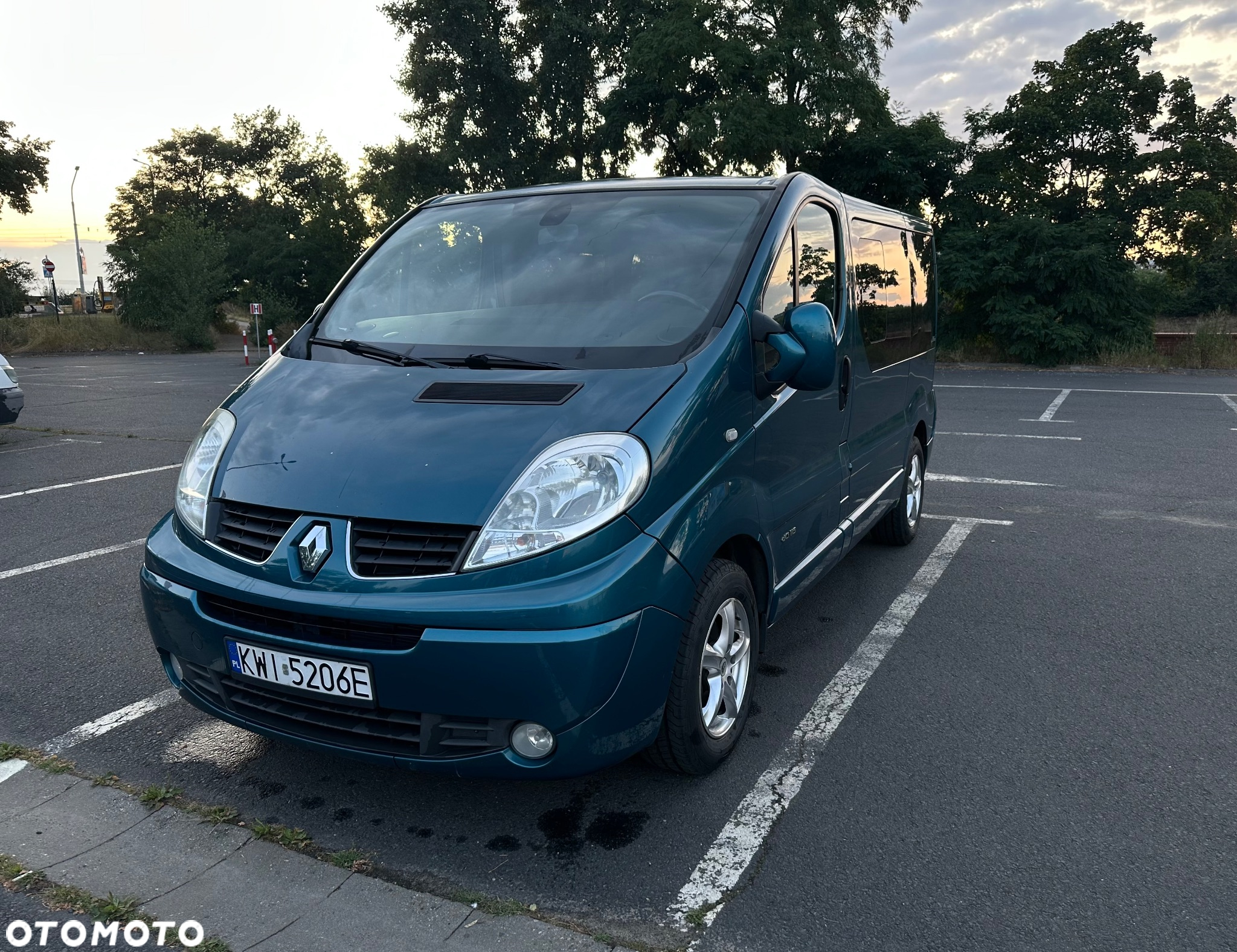 Renault Trafic - 2