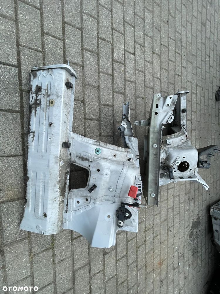 bmw E90 podłużnice prawa lewa - 4