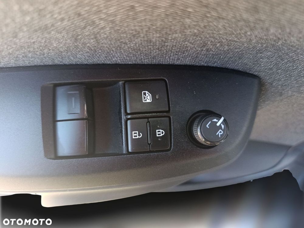 Toyota Yaris 1.5 Comfort CVT - 32