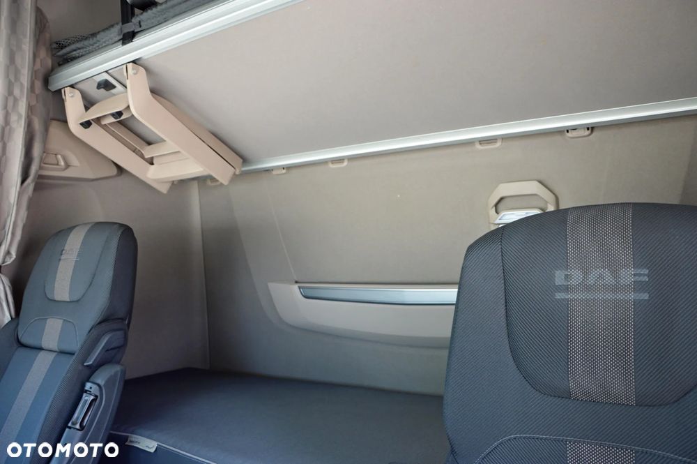 DAF XG+ 530 / ZF INTARDER / KLIMA POST. / FULL LED / ALUFELGI / - 26