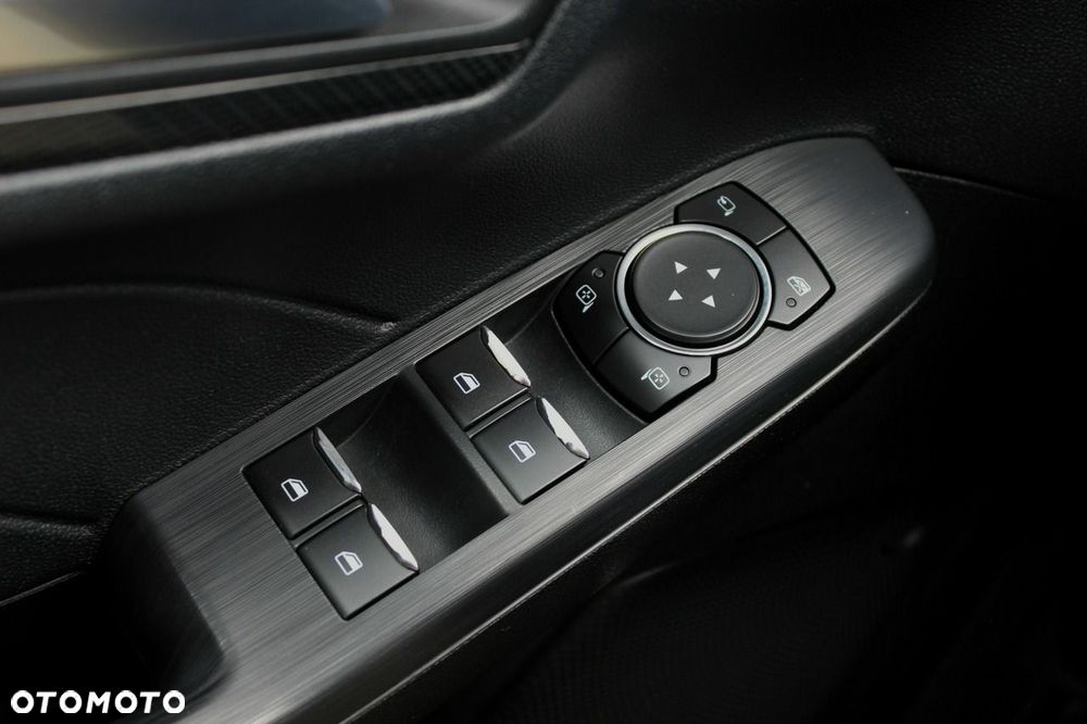 Ford Kuga 2.5 FHEV FWD ST-Line eCVT - 19