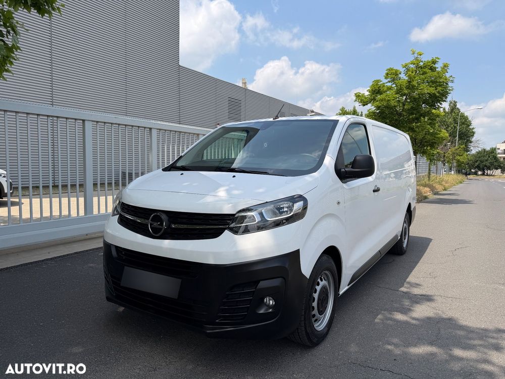 Opel Viavaro - 2