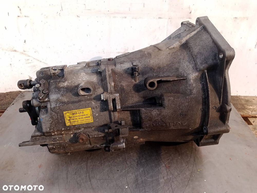 SKRZYNIA BIEGÓW 2300-7533513 BMW E87 - 2