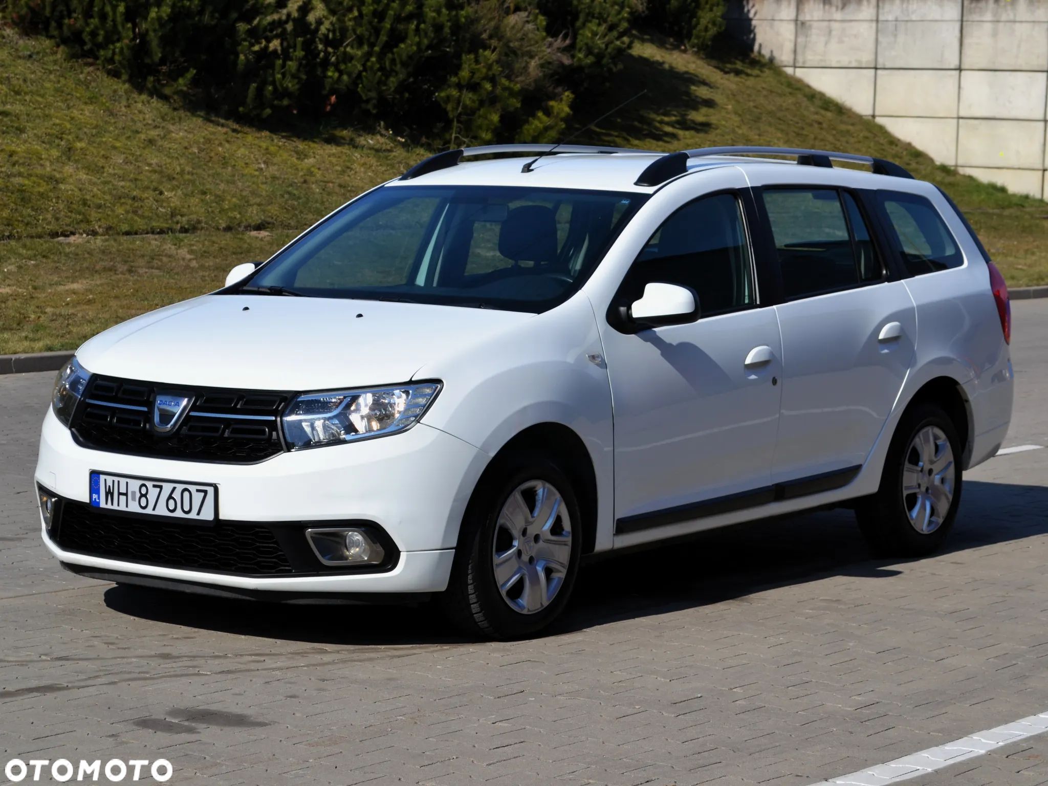Dacia Logan MCV 1.5 Blue dCi Laureate - 1