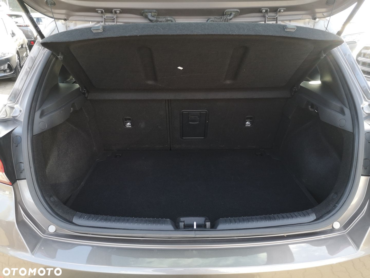 Hyundai i30 1.5 DPI Comfort - 10