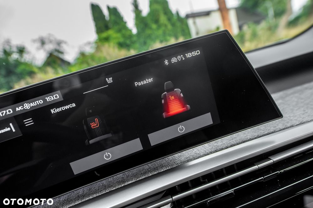 Peugeot 3008 1.2 PureTech mHEV Allure Pack S&S e-DCS6 - 24