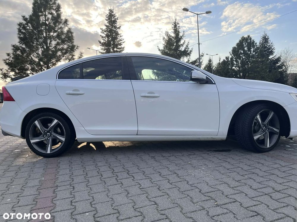 Volvo S60 D4 Geartronic - 4