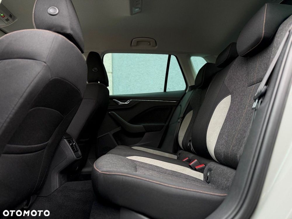 Skoda Kamiq 1.0 TSI Style DSG - 10