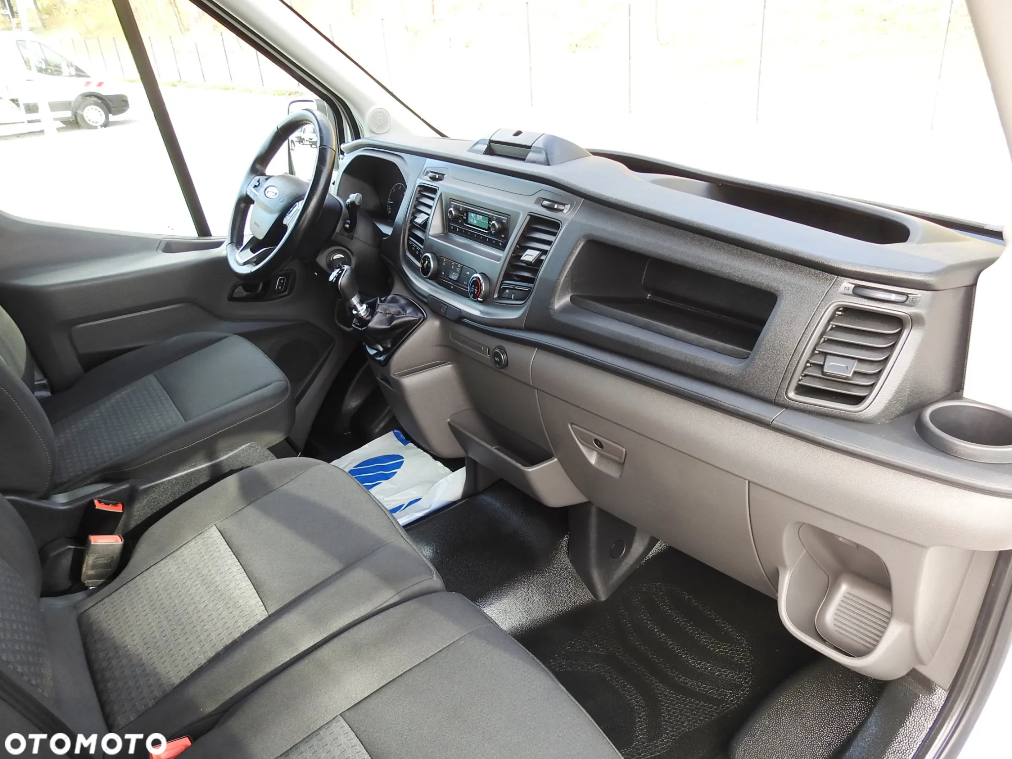 Ford TRANSIT FURGON BRYGADÓWKA 6 MIEJSCA TEMPOMAT KLIMATYZACJA LEDY 130KM [ J78198 ] - 37