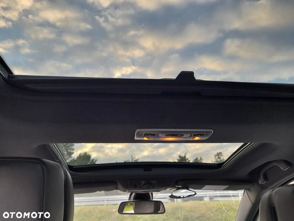 Renault Latitude - 8