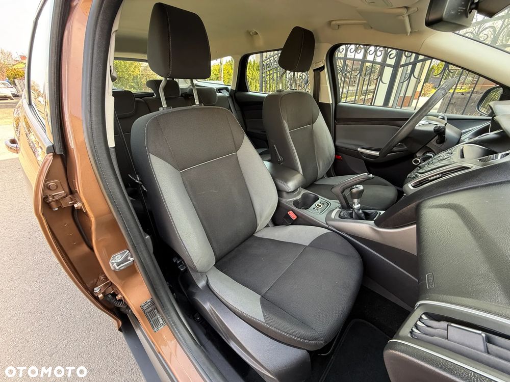 Ford Focus 1.6 TDCi ECOnetic 88g Start-Stopp-System Trend - 23