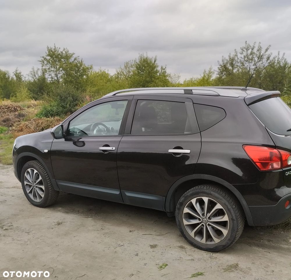 Nissan Qashqai - 2