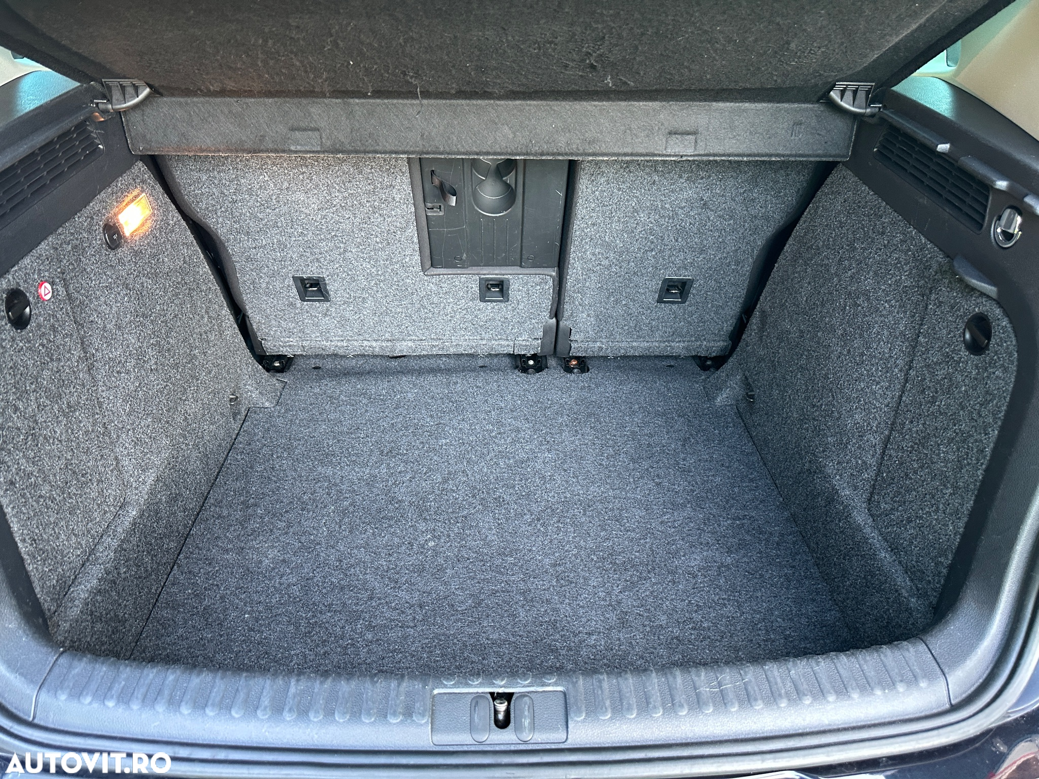 Volkswagen Tiguan 2.0 TDI DPF BlueMotion Technology Cup Sport & Style - 30