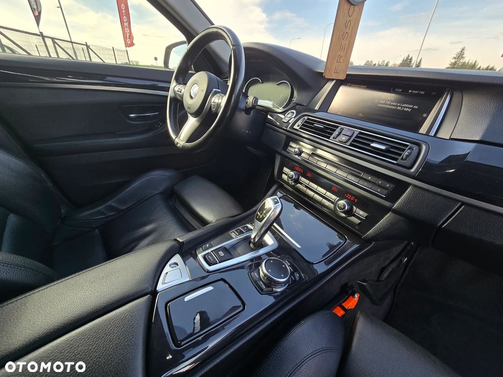 BMW Seria 5 518d - 36