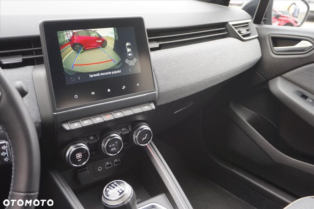 Renault Clio 1.0 TCe Techno - 18