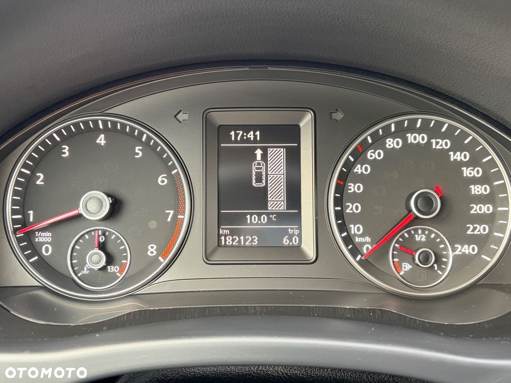 Volkswagen Golf Plus - 18