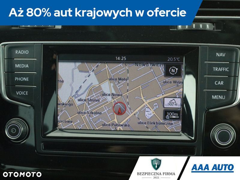 Volkswagen Golf - 11