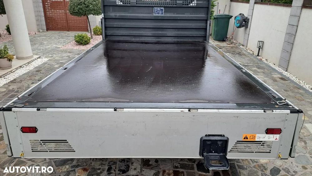 Ford TRANSIT D-CAB TREND L4 6+1 LOCURI RWD - 11