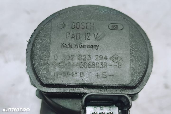 Pompa apa suplimentara 144b06803r Dacia Sandero 3 seria - 2