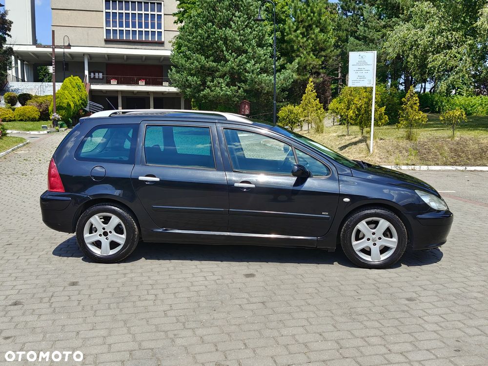 Peugeot 307 HDi 135 Tendance - 11