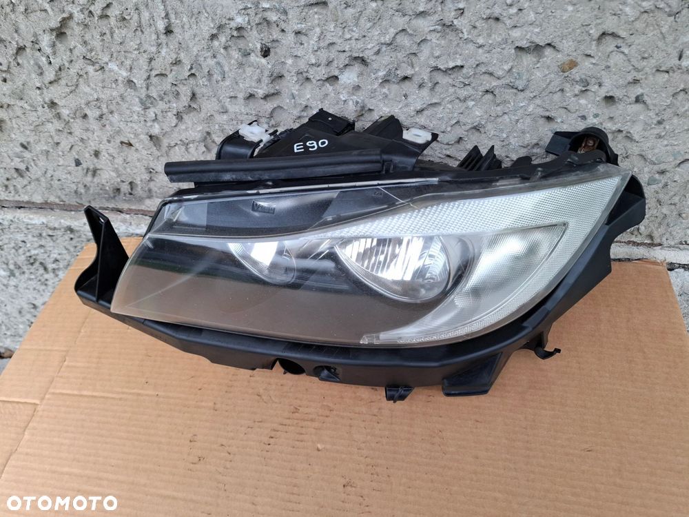 LAMPA PRZEDNIA LEWA BMW E90 E91 05/08r - 7