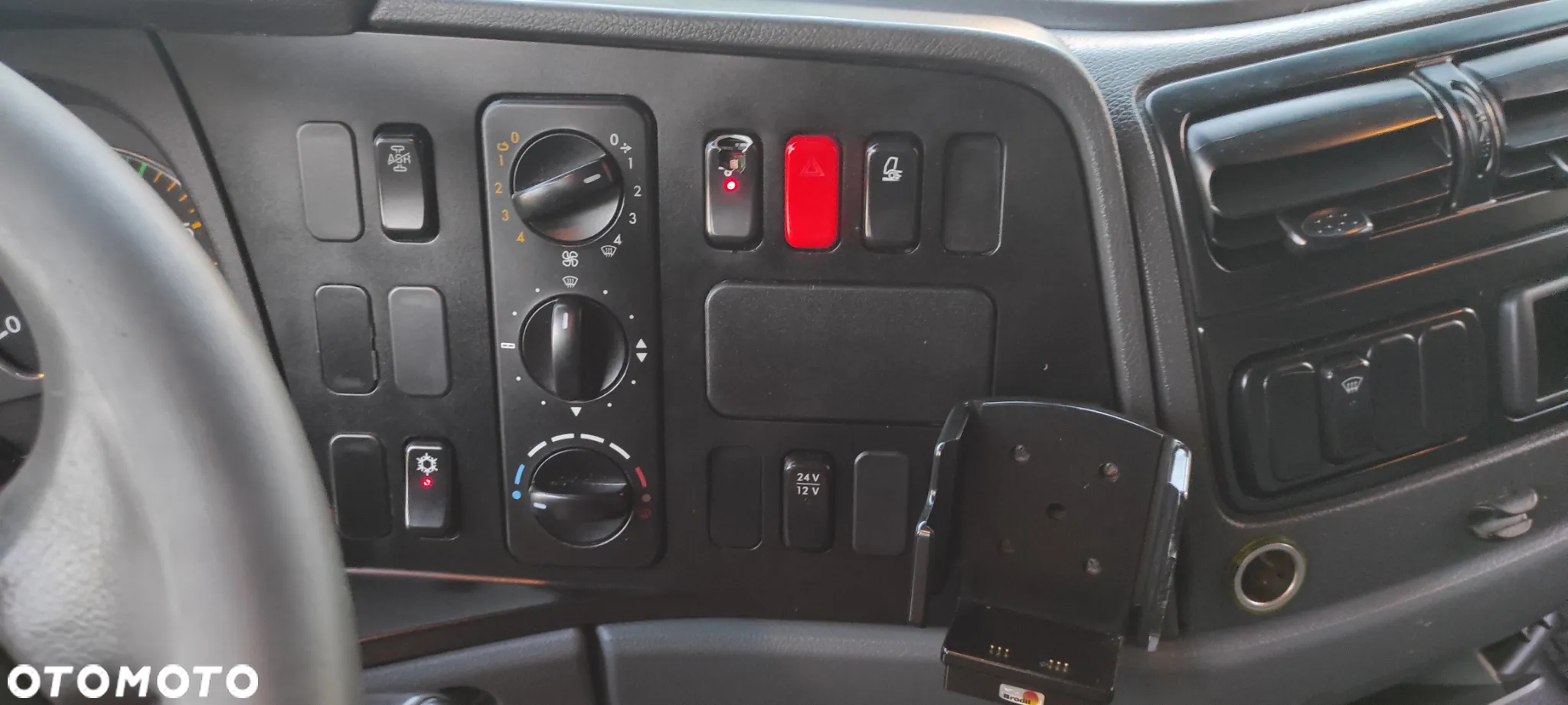 Mercedes-Benz ATEGO - 6