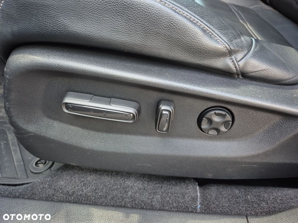 Honda CR-V 1.5 Executive (Honda Connect+) CVT - 23